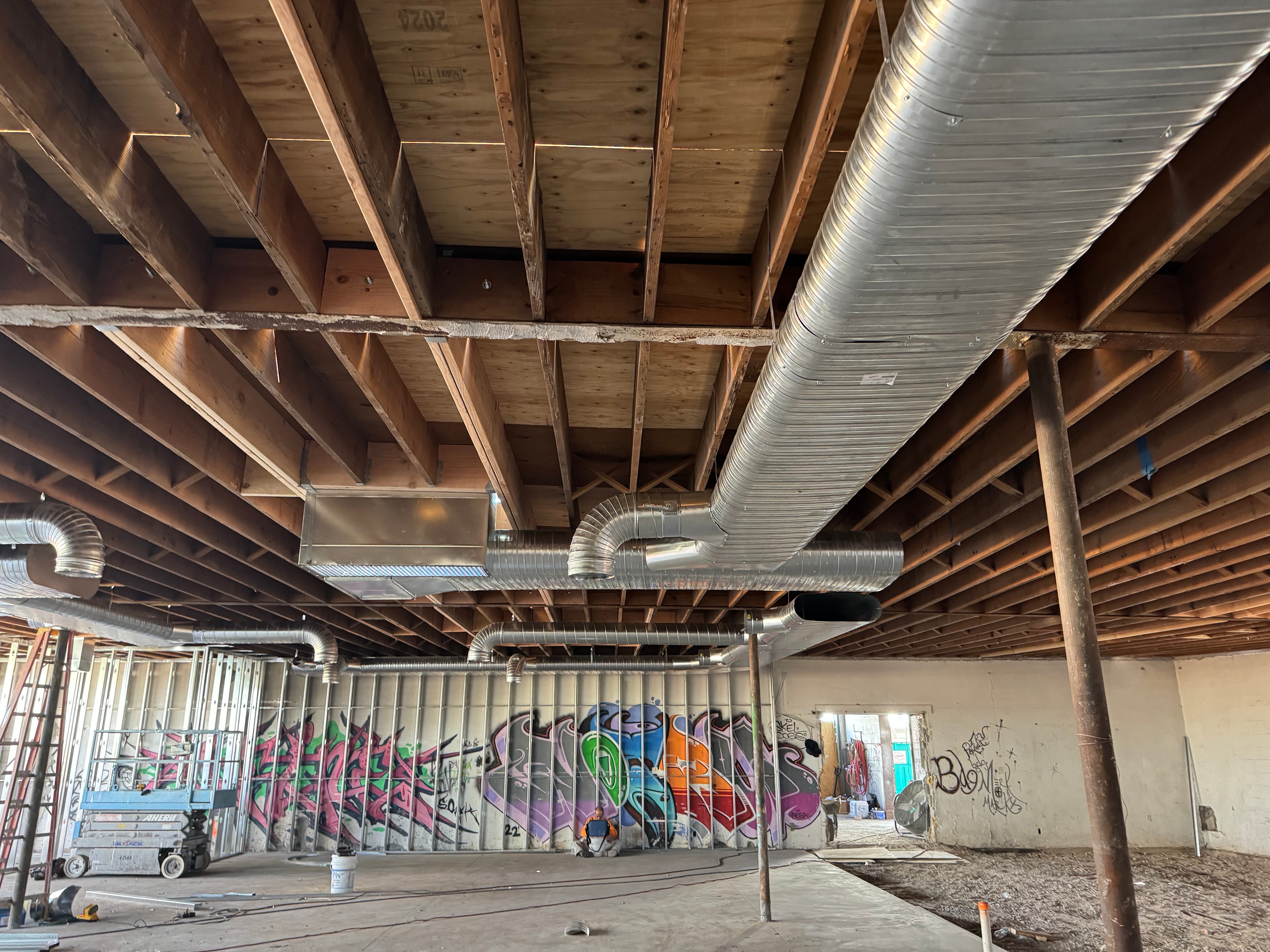 Oval duct installation detail